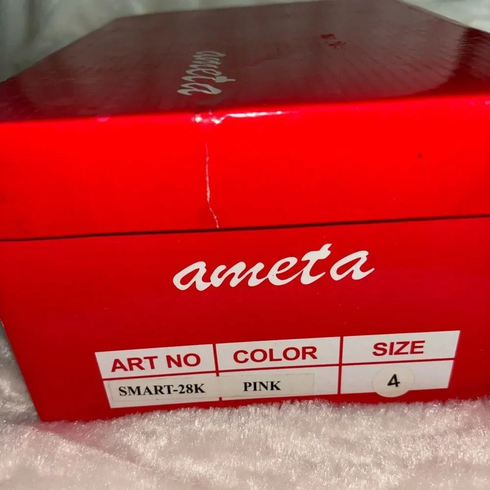 Ameta Pink Sparkly Faux Fur Plush Boot Size Youth 4 NIB